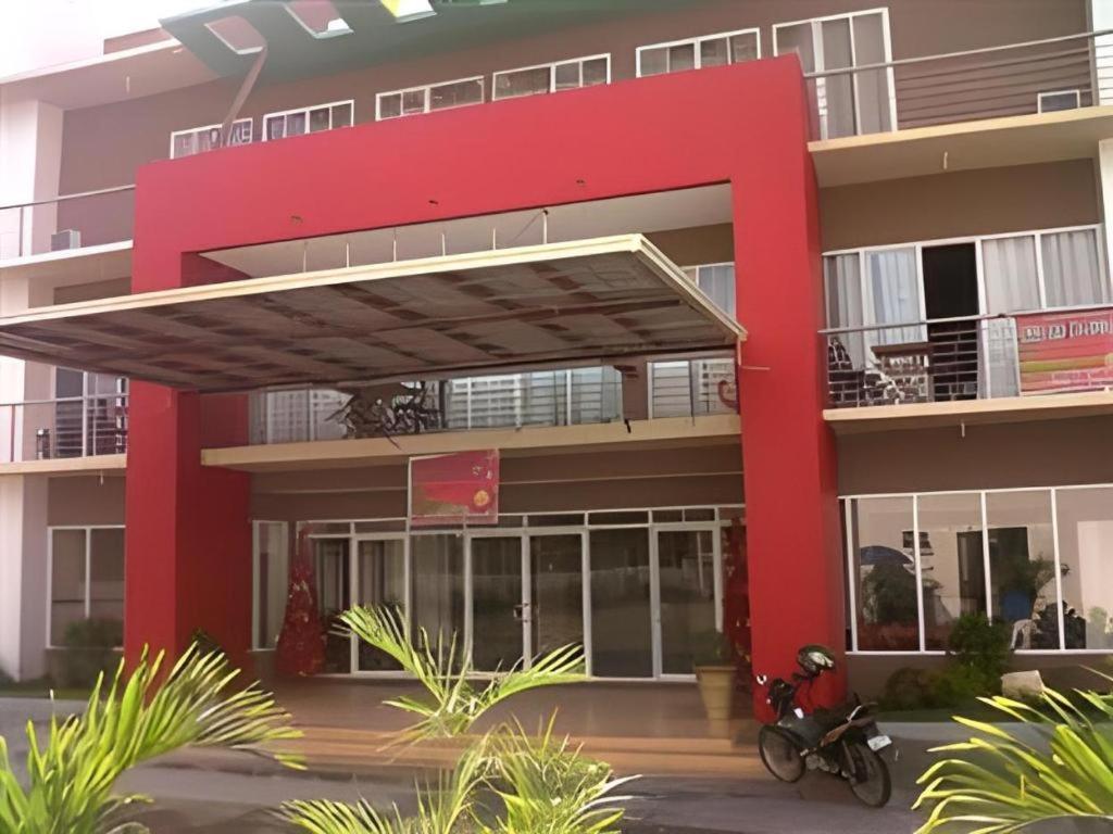 Regal Plaza Hotel Nabua Buitenkant foto